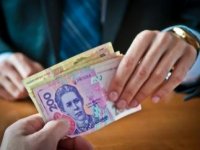 С сентября бюджетники будут получать больше