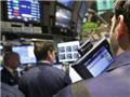 Рынки: Акции незначительно растут в ожидании коррекции